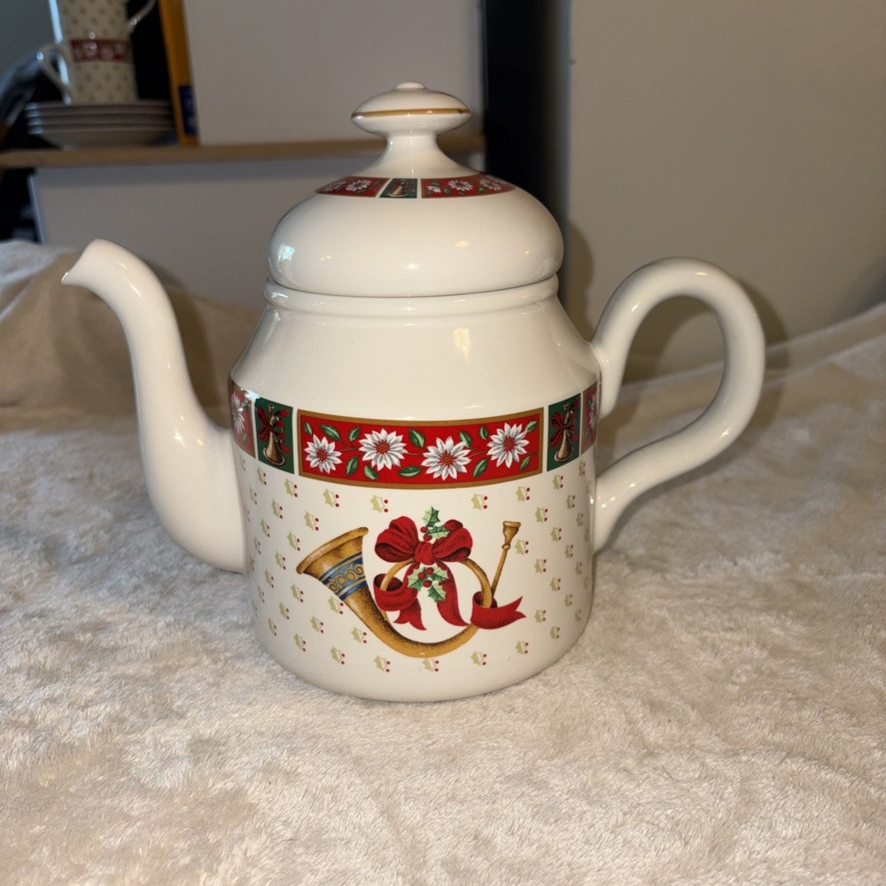 Vtg Charlton Hall Kobe Teapot Christmas Japan